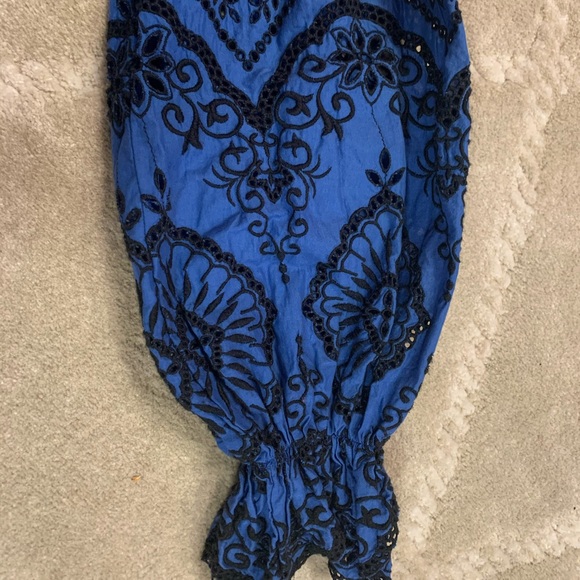 Gorgeous Blouse by Zara - Picture 9 of 10